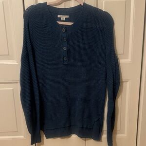 American eagle navy blue sweater